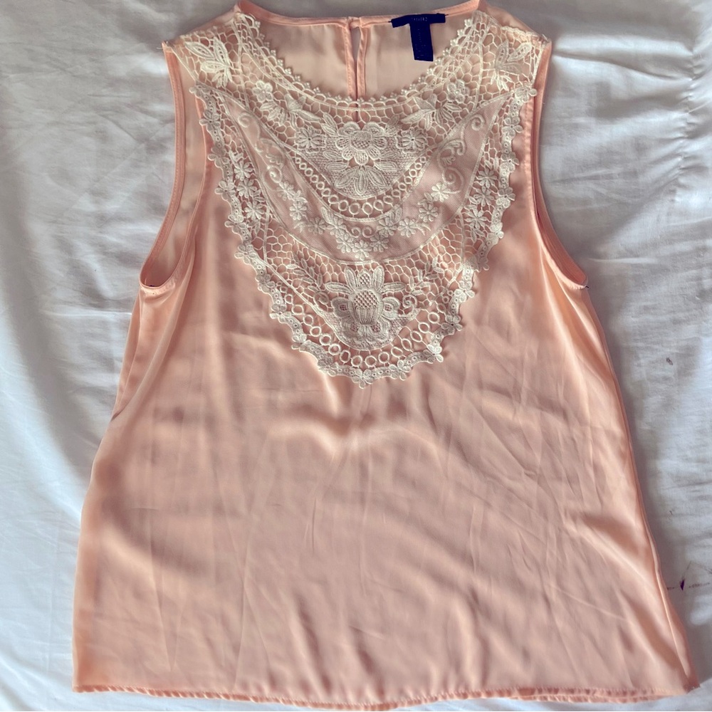 Forever 21 blouse sleeveless tank boho crochet lace apricot size M